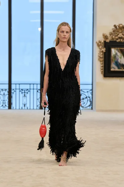 Look 34